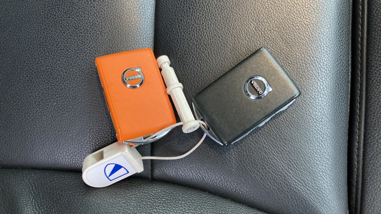 Volvo Xc40 2.0 B4P Inscription Pro 5dr Auto Petrol Estate